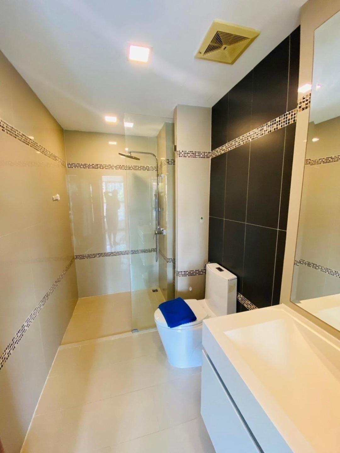 Apartemen Club Royal Wongamat By Sunny *