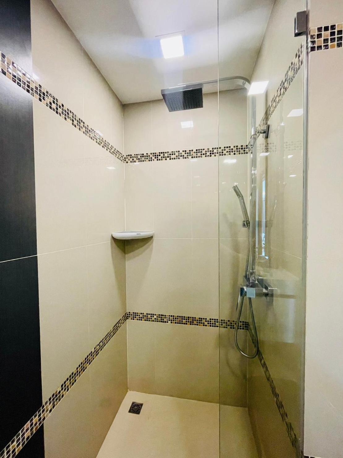 Club Royal Wongamat By Sunny Apartemen
